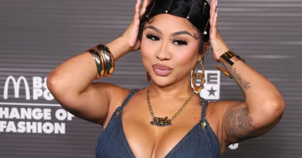 Ari Fletcher Early Life and Education